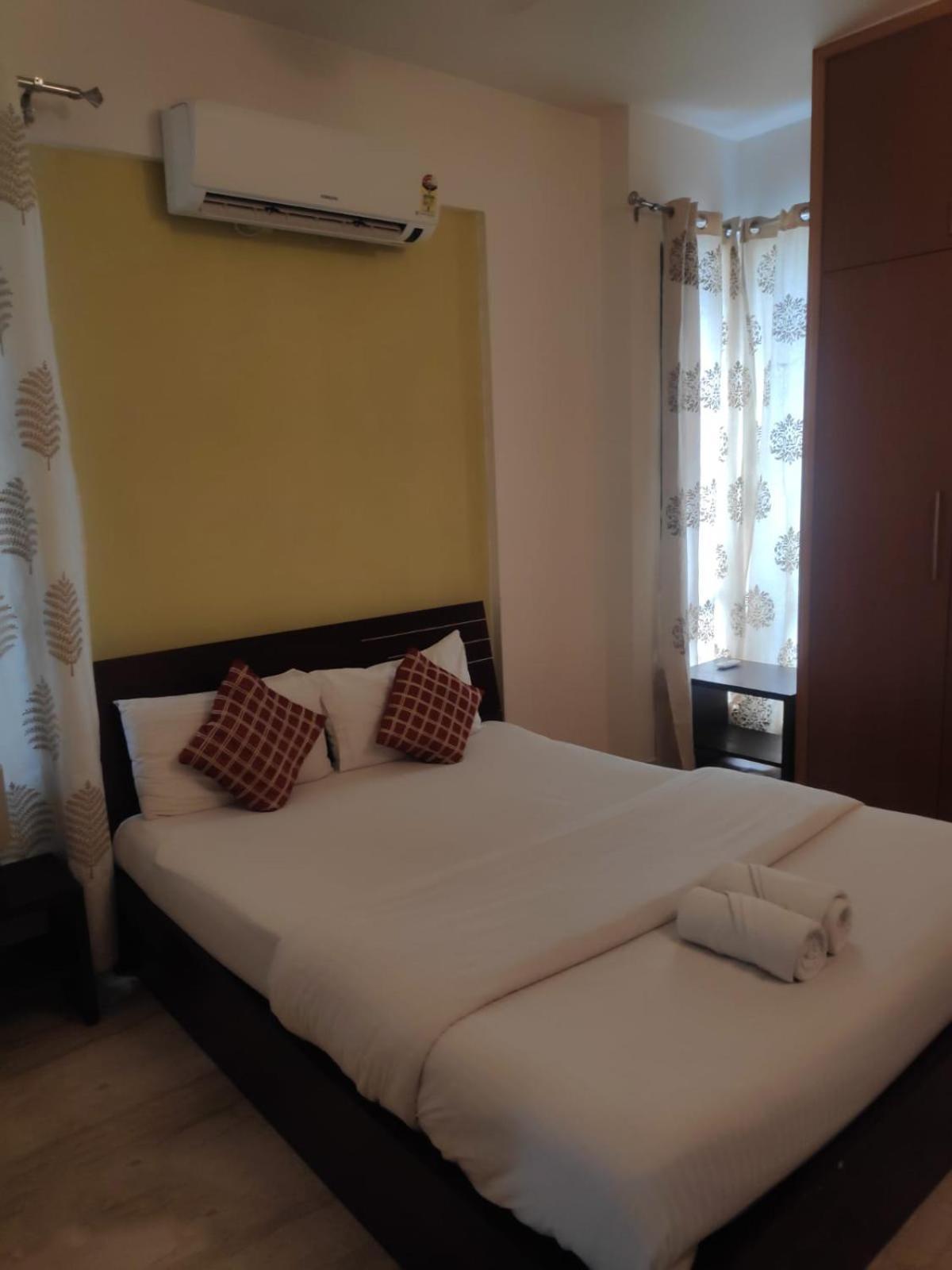 Ixora Suites Bangalore Exteriör bild