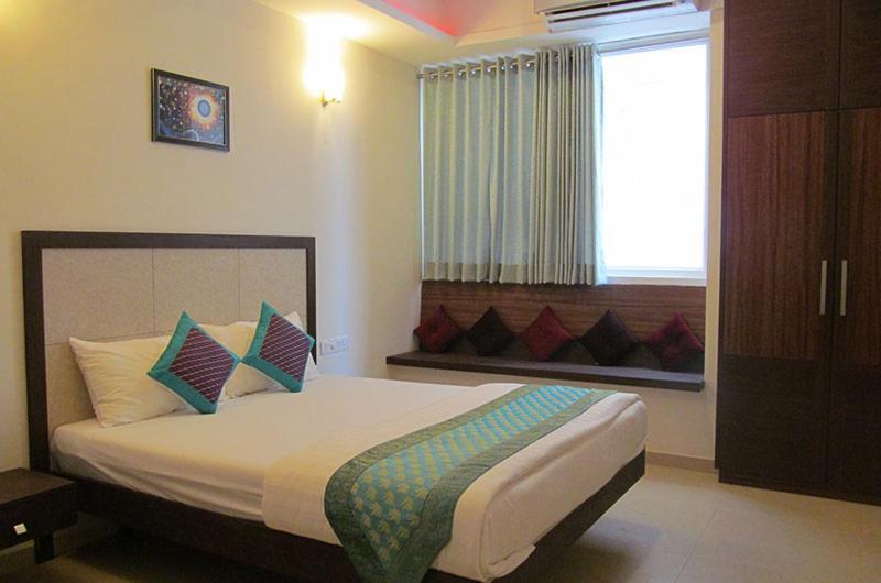 Ixora Suites Bangalore Exteriör bild